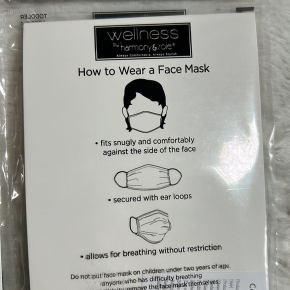 Face Mask Lot of 4 (3 pack) CVS Wellness toddler boy fabric mask age 2-4 NEW - Picture 3 of 8